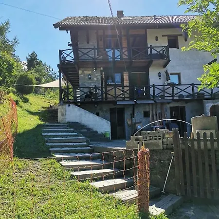 Chalet Alpine شقة *